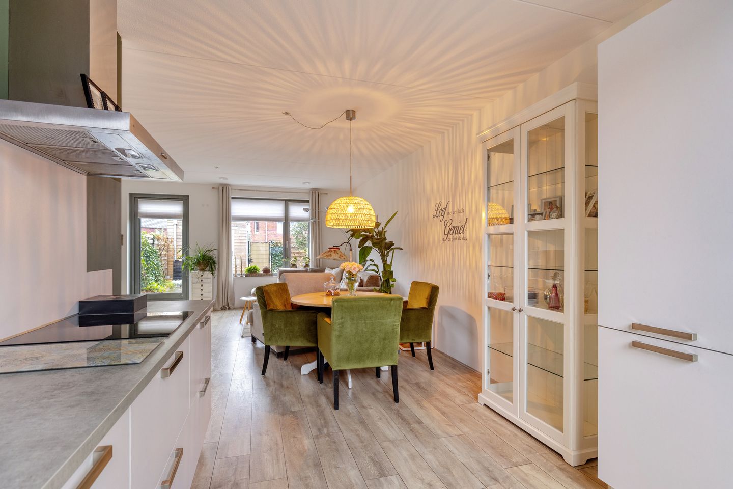 Photo 10 of Somapad 43