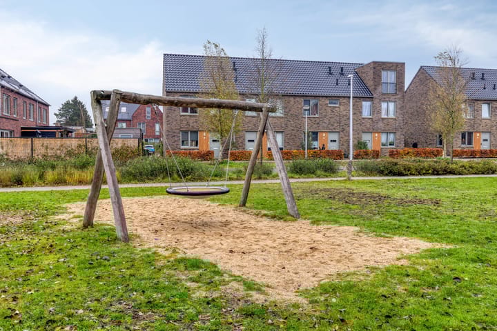 Photo 40 of Somapad 43