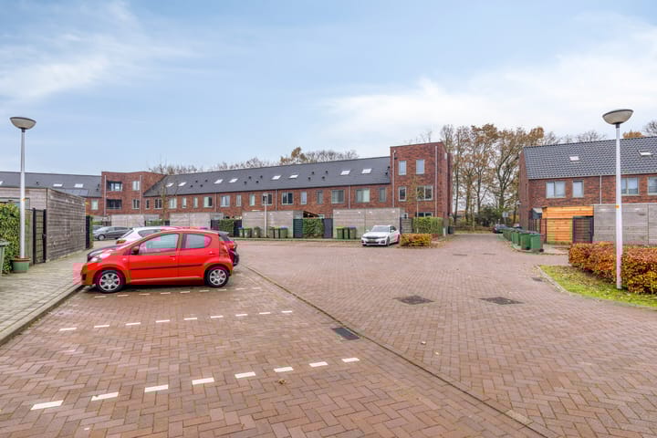 Photo 42 of Somapad 43