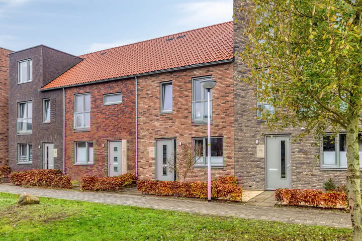 Photo 46 of Somapad 43