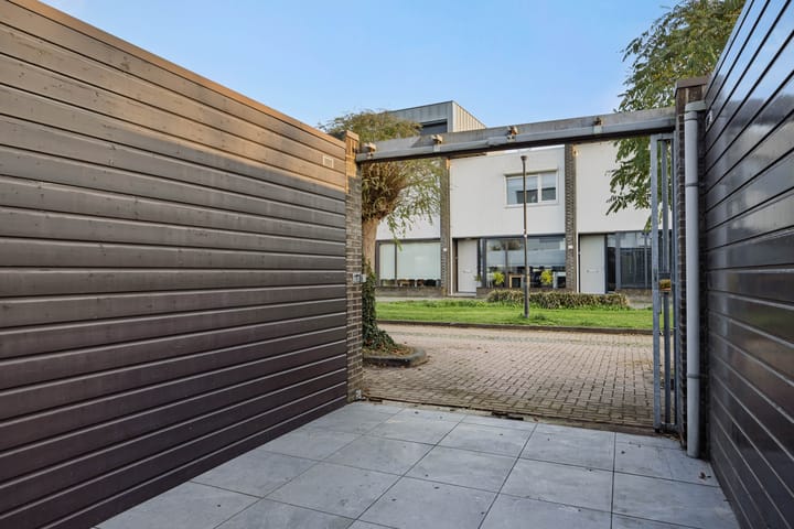 Foto 24 van Weegbree 55