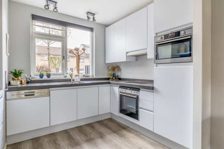 Photo 2 of Nolensstraat 25