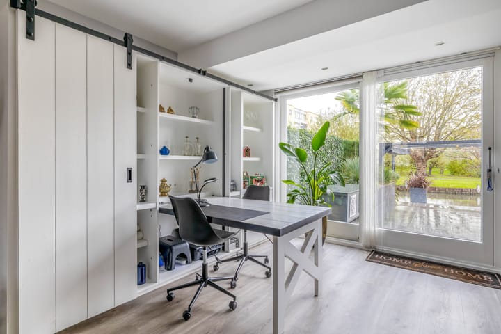 Photo 12 of Nolensstraat 25