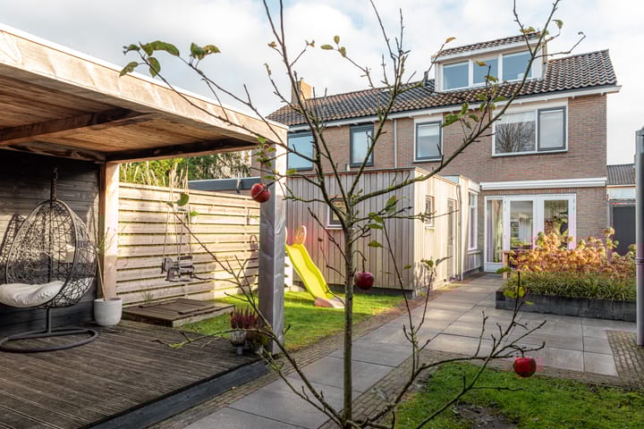 Photo 32 of Prinses Beatrixstraat 4