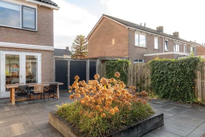 Photo 33 of Prinses Beatrixstraat 4