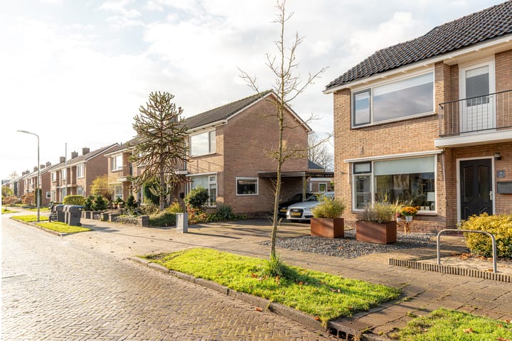 Photo 34 of Prinses Beatrixstraat 4