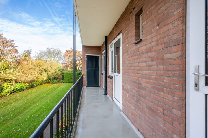 Photo 3 of Celsiusstraat 19