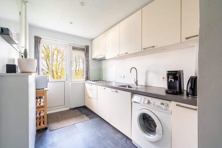 Photo 11 of Celsiusstraat 19