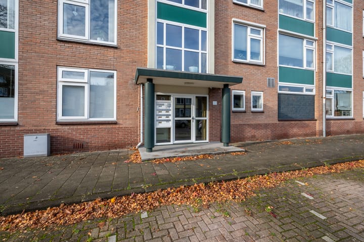 Photo 2 of Celsiusstraat 19