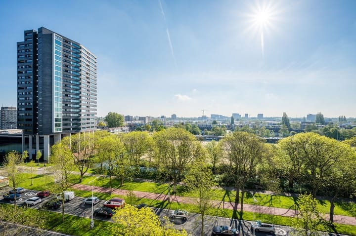 Foto 18 van Bachstraat 200