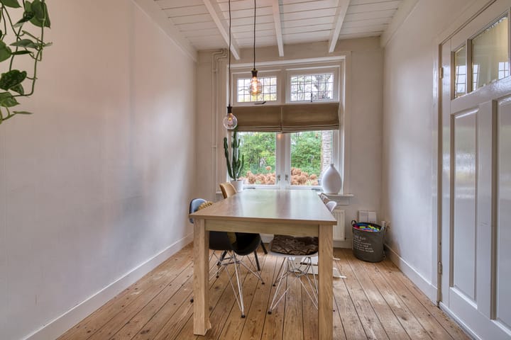 Photo 8 of Parallelweg 128