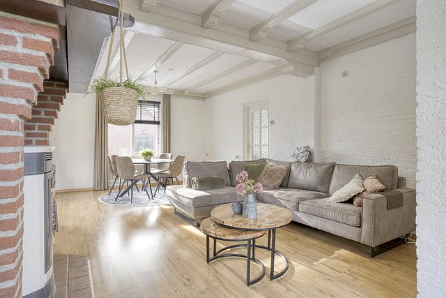 View photo 2 of Moostdijksebergen 6