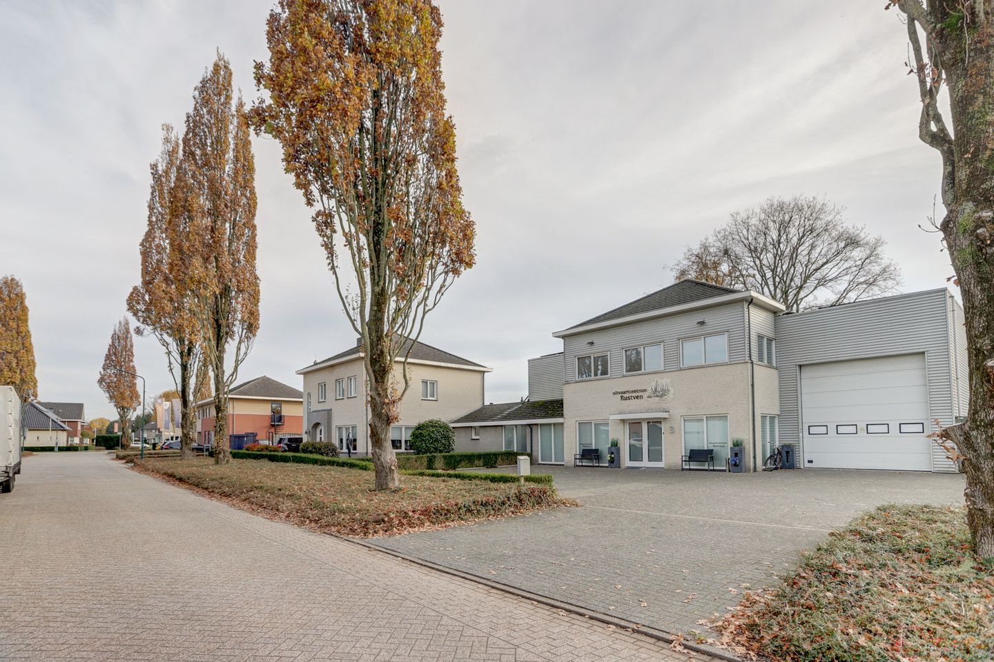 Bekijk foto 3 van Biesven 3