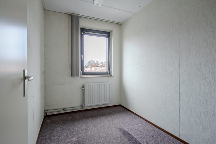 Foto 11 van Mgr. Feronlaan 20