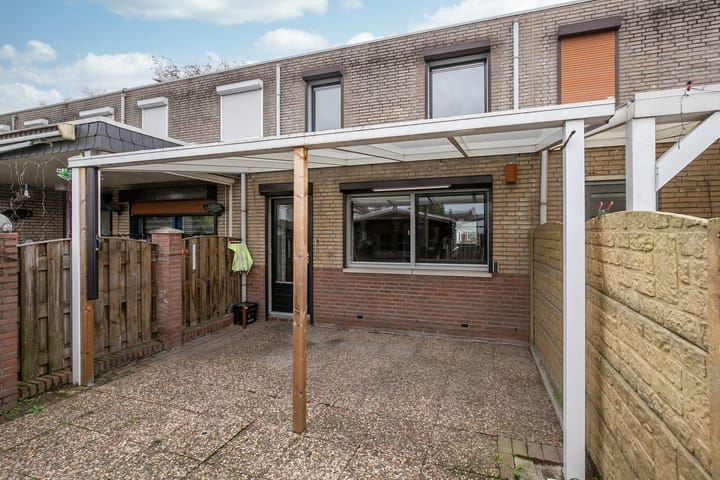 Foto 15 van Mgr. Feronlaan 20