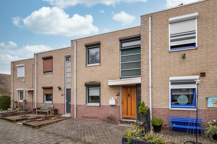 Foto 16 van Mgr. Feronlaan 20