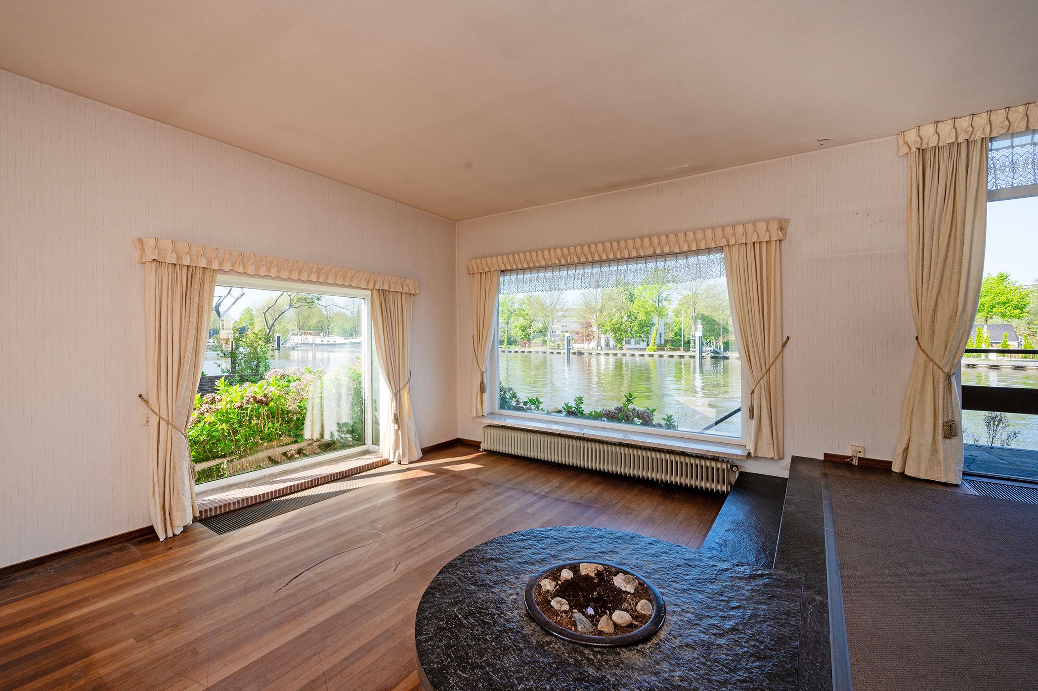 Foto 9 van Emmalaan 128