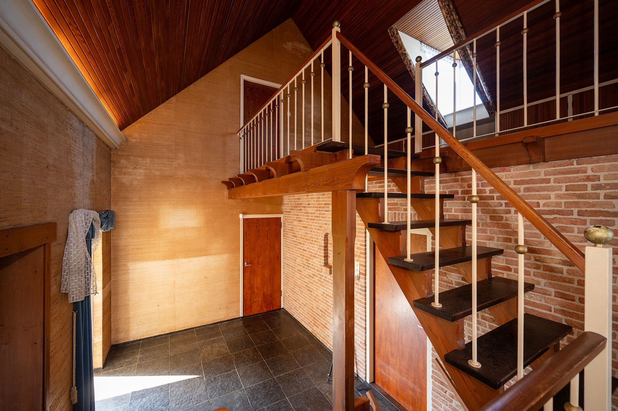 Foto 15 van Emmalaan 128