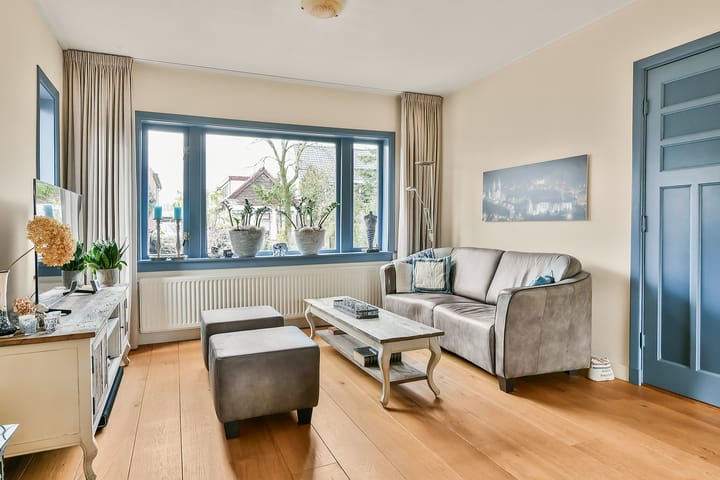 Photo 5 of Stationsweg 66