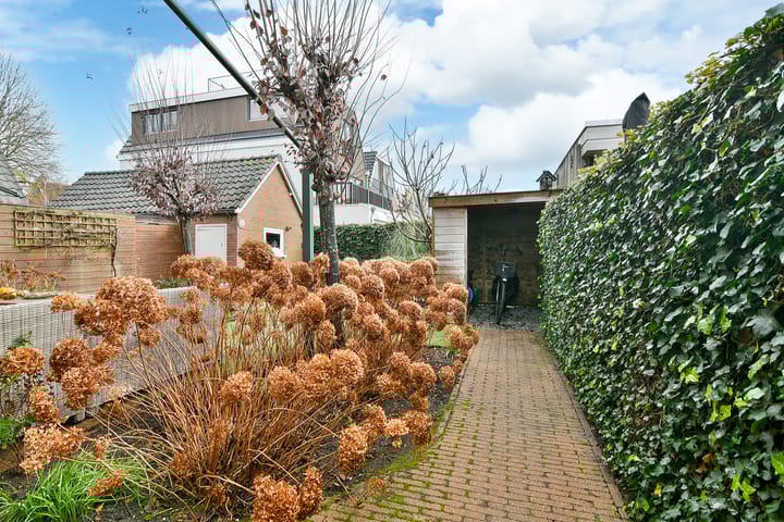 Photo 22 of Stationsweg 66