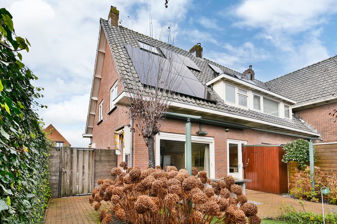 Foto 23 van Stationsweg 66