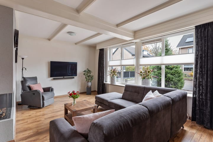 Photo 7 of Zwaluwstraat 52