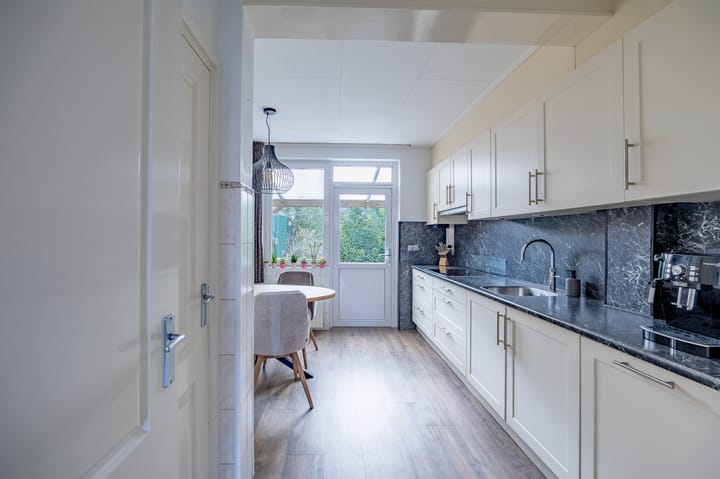 Photo 14 of Tiendstraat 29