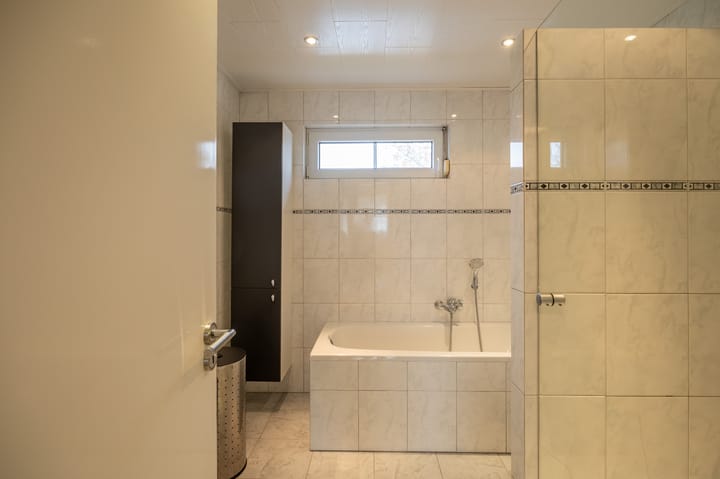 Photo 24 of Tiendstraat 29