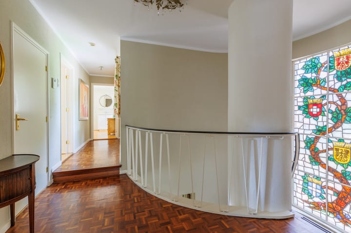 Photo 18 of Burg. Roosmale Nepveulaan 15