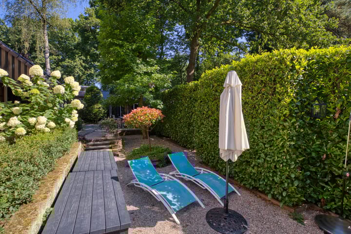 Photo 30 of Burg. Roosmale Nepveulaan 15