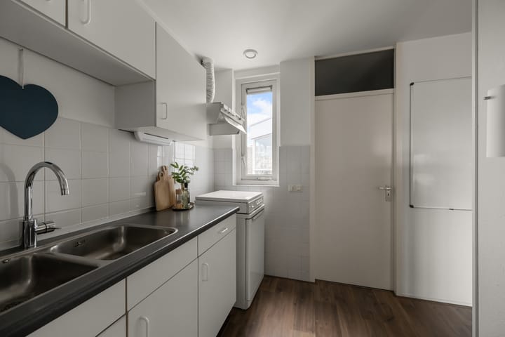 Photo 11 of Lijmkoker 51