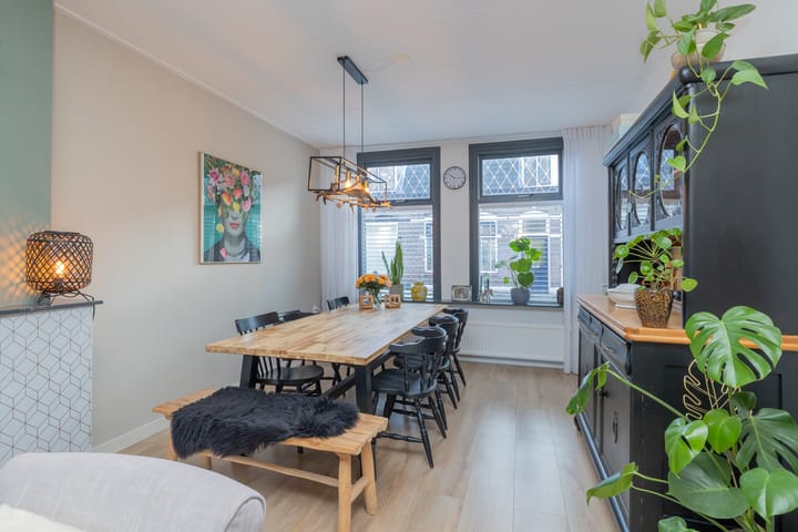 Photo 6 of van der Veldstraat 5