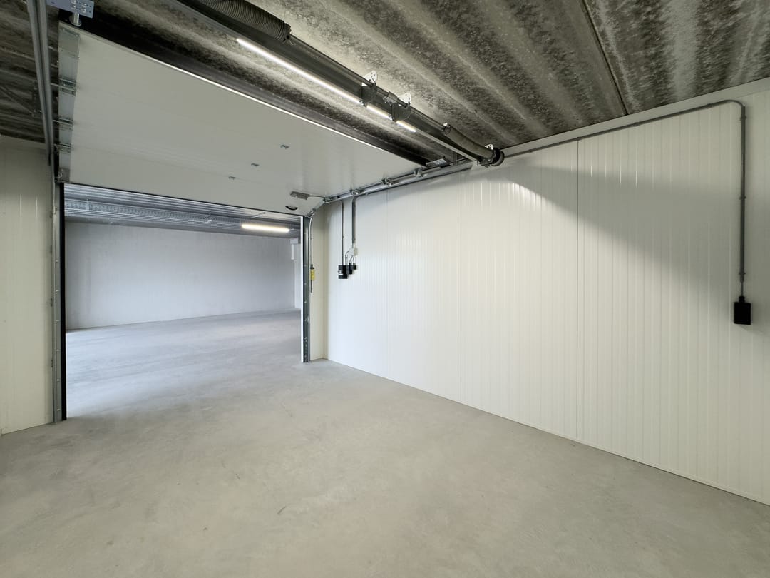 Foto 11 van Industrieweg 69-102