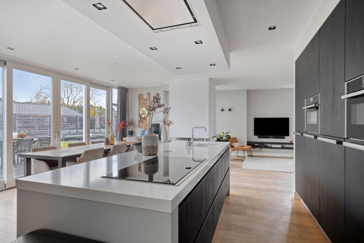 Photo 15 of Vossehol 24-A