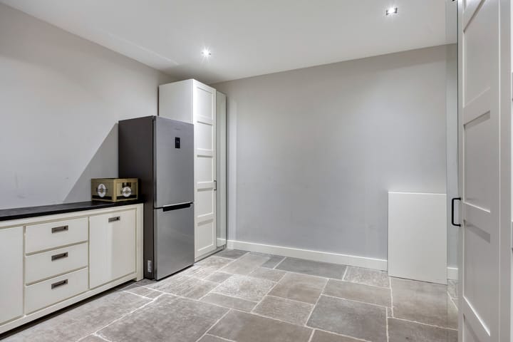 Photo 20 of Vossehol 24-A