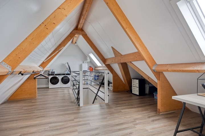 Photo 45 of Vossehol 24-A