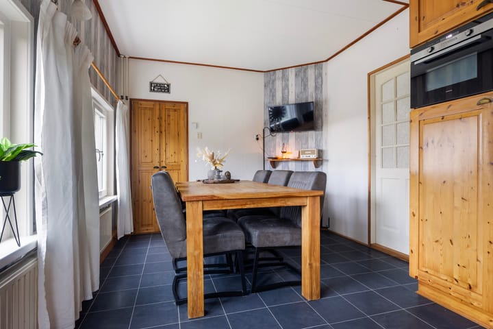 Photo 35 of Auck Doniastrjitte 7