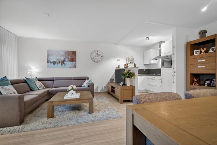 Foto 10 van Hogeweg 93