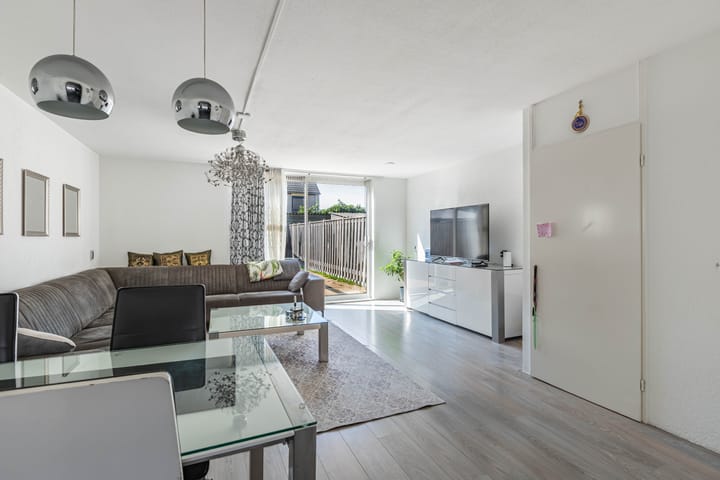 Photo 9 of Hollands Diepstraat 63