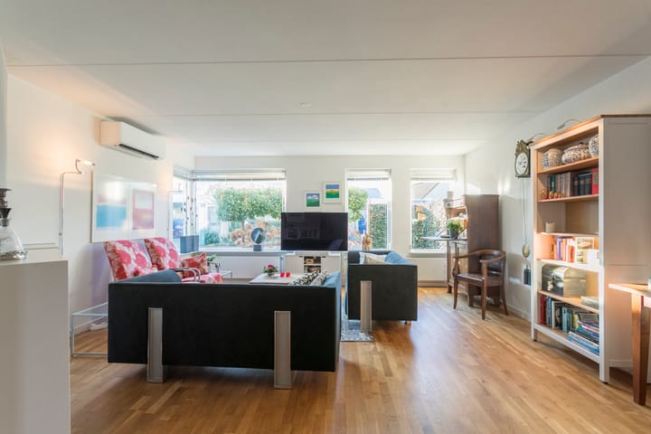 Photo 2 of Kluft 111