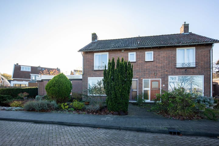 Photo 4 of Prins Bernhardlaan 23