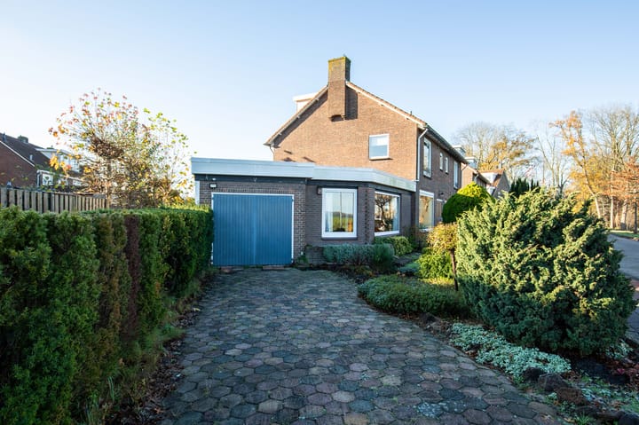 Photo 40 of Prins Bernhardlaan 23