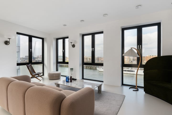 Photo 5 of Kratonkade 568