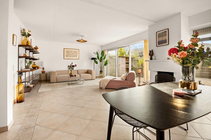 Photo 5 of J. Calsstraat 7