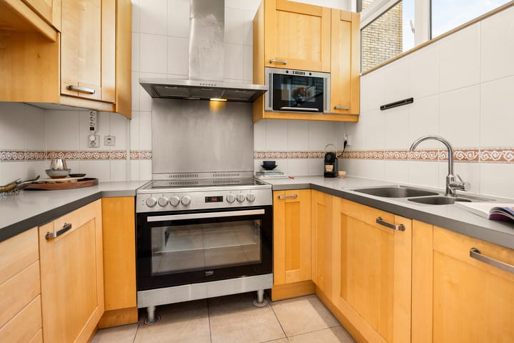 Photo 15 of J. Calsstraat 7