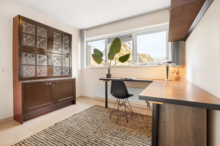 Photo 19 of J. Calsstraat 7