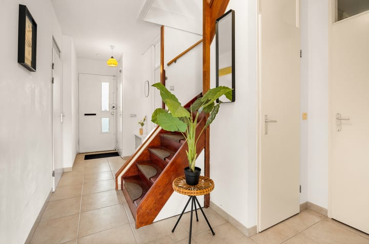 Photo 20 of J. Calsstraat 7