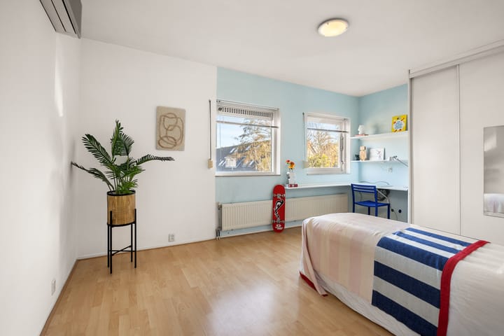 Photo 23 of J. Calsstraat 7