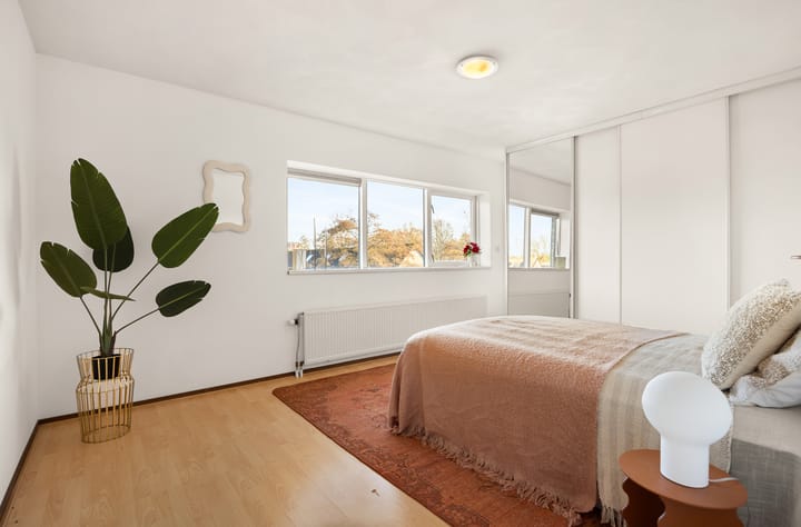 Photo 30 of J. Calsstraat 7