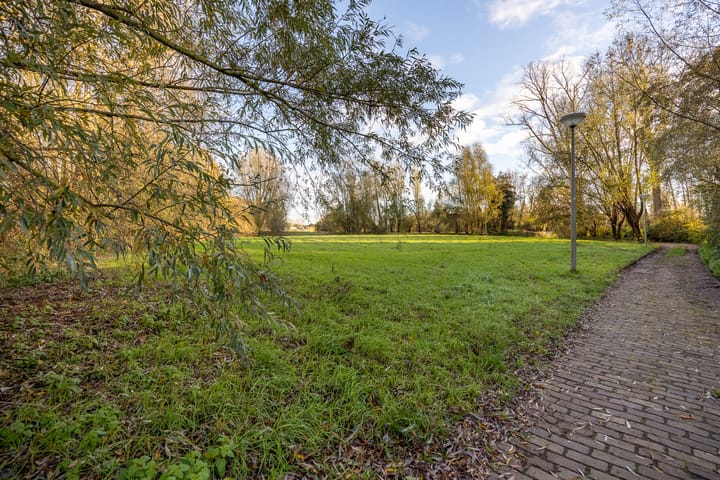 Photo 42 of J. Calsstraat 7